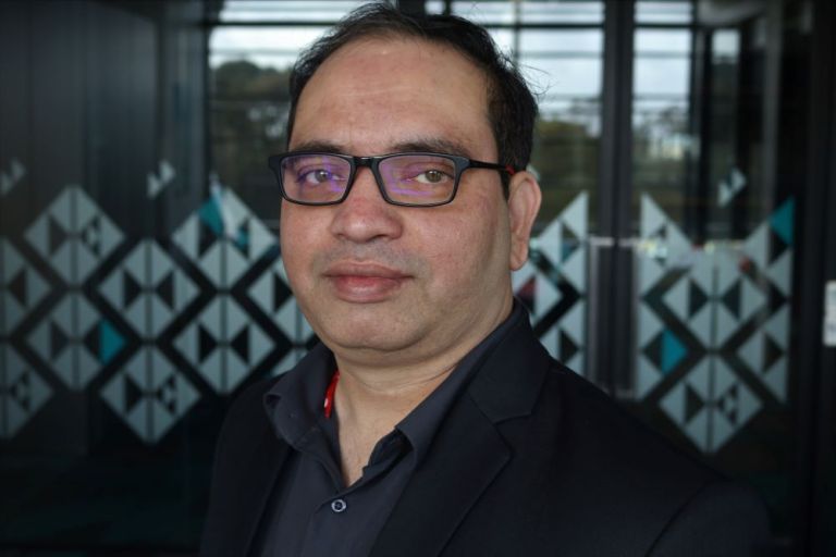 IT Cybersecurity lecturer to investigate AI solutions for identity theft_FI___